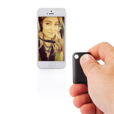 Smartag selfie with app